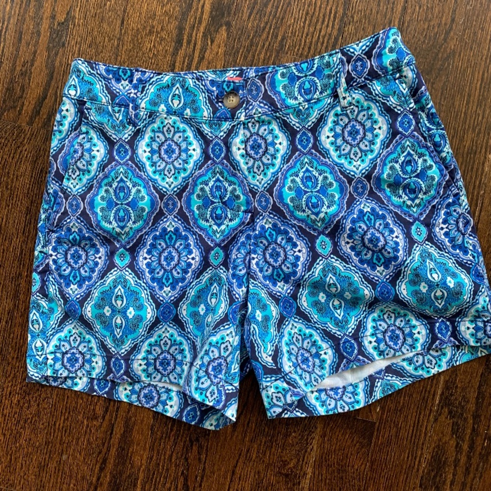 TOMMY BAHAMA shorts